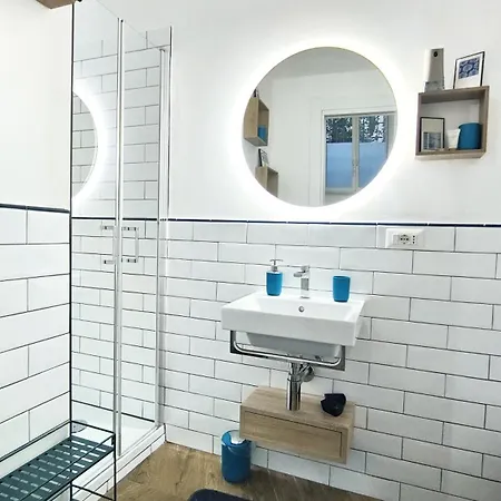 Apartment Vera Suite&apartment - Charming 3 Bedroom - 20min Walk From Colosseum Rome