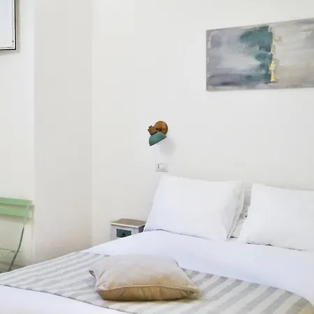 Appartement Vera Suite&apartment - Charming 3 Bedroom - 20min Walk From Colosseum Rome